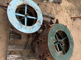 10 x Water Wheels - picture0' - Click to enlarge