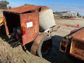 Unbranded Trailer Mounted Cement Mixer - picture1' - Click to enlarge