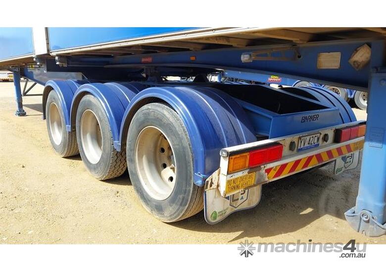 Barker HD Triaxle