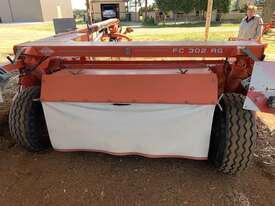 Kuhn Mower / Conditioner - picture0' - Click to enlarge