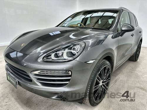 2011 Porsche Cayenne 4WD SUV (3.0L V6 Diesel) (Auto) *Repairs Required*