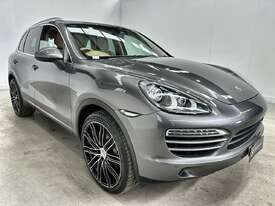 2011 Porsche Cayenne 4WD SUV (3.0L V6 Diesel) (Auto) *Repairs Required* - picture1' - Click to enlarge