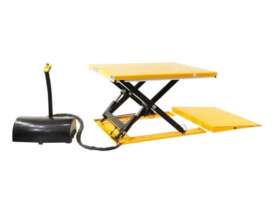 Pallet Lift Table with Turntable and Pallet Jack Ramp - picture0' - Click to enlarge