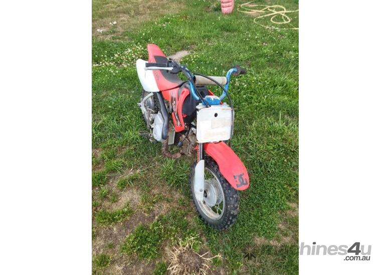 caption Honda CRF 50