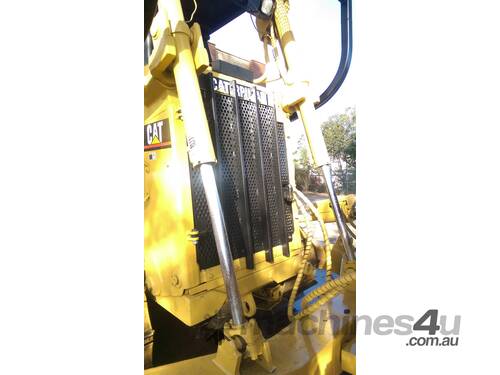 caption Heavy-Duty Radiator Grill Guards