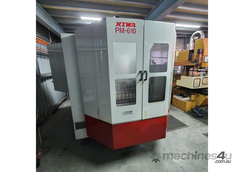 caption KIWA PM-610 Vertical Machining Centre x2 Palletts