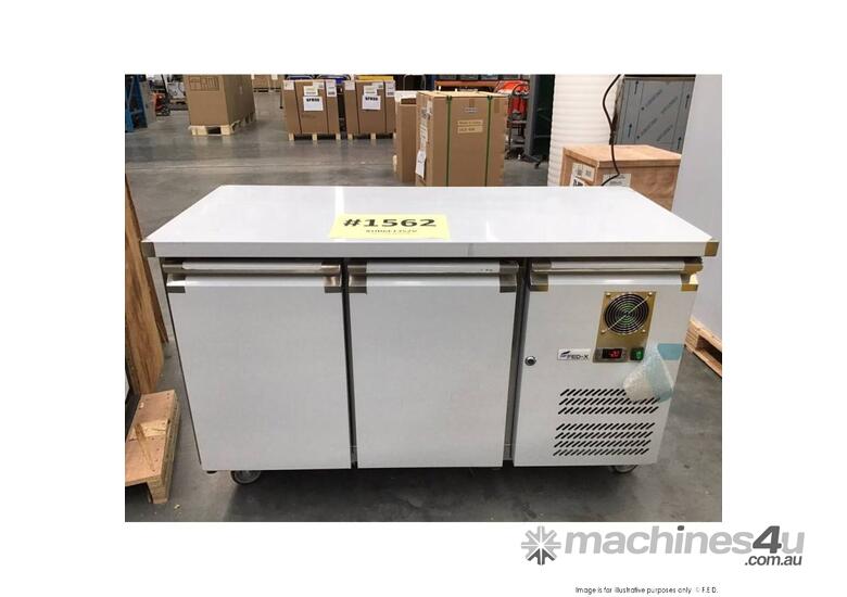 FED-X S/S Two Door Bench Freezer - XUB6F13S2V