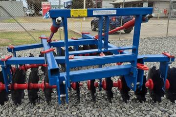 2023 John Berends GM40 24 plate linkage offset disc plough Disks