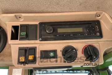 2019 Fendt 211P Vario 4x4 Tractor