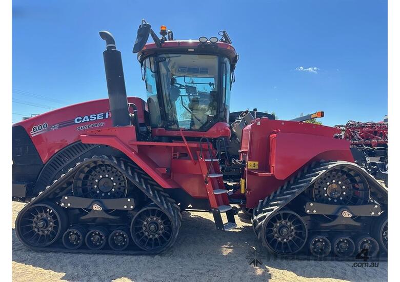 caption 2022 CASE IH Quadtrac 600