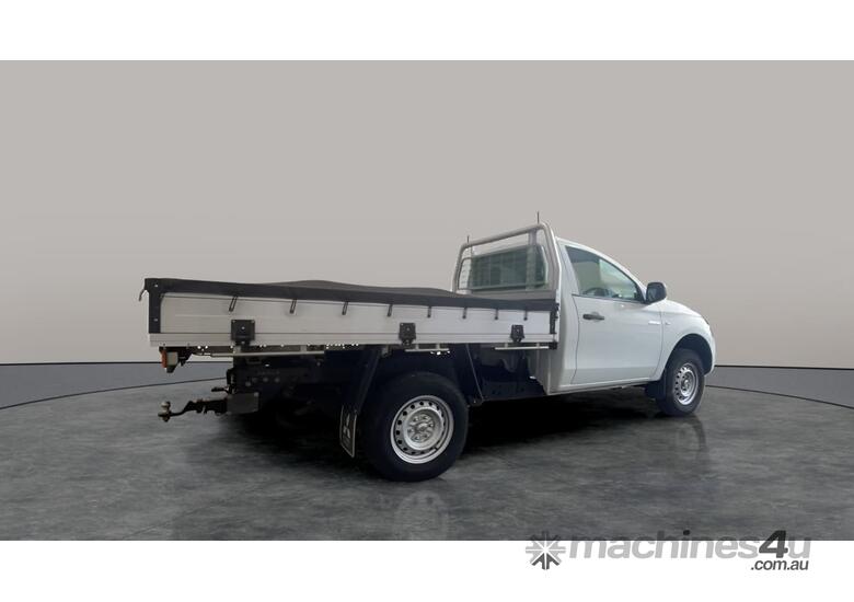 caption 2018 Mitsubishi Triton GLX Diesel