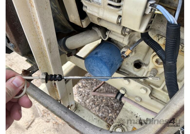 caption 2006 Finn BB302 Bark Blower Mulch Spreader