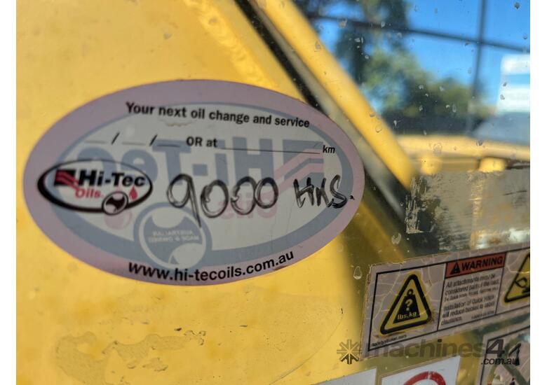 caption 2006 Caterpillar 320D Excavator (Steel Tracked)