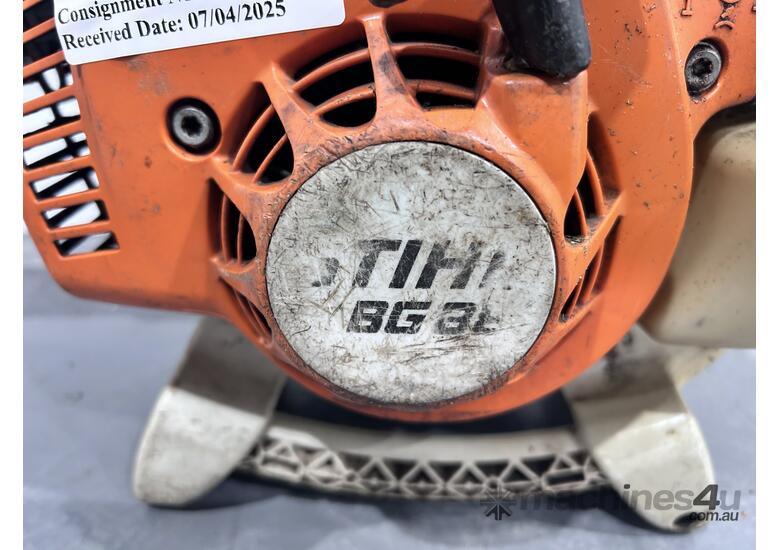 caption Stihl BG86 Blower