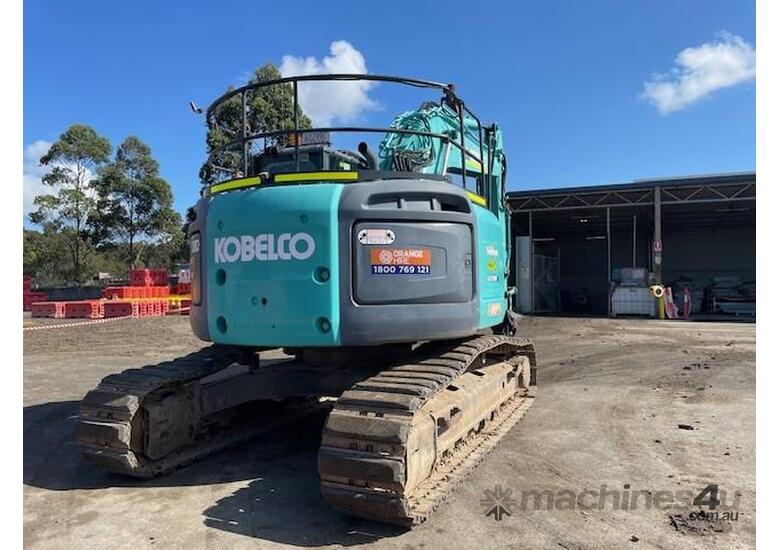 caption 2017 Kobelco Sk235sr-2