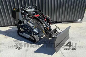 Derette DRT450 Mini Loader, 23HP Honda GX690 Engine, Tracks, High-flow, 350kg Lift Capacity