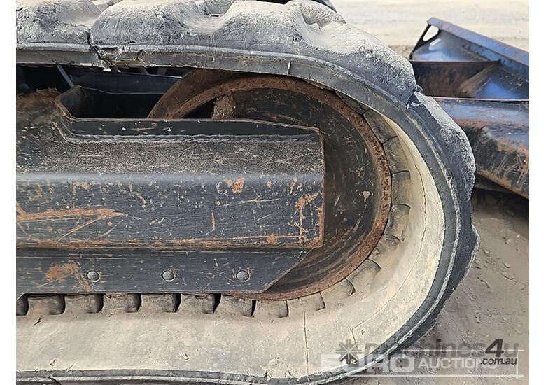 caption 2015 CAT 302.7D