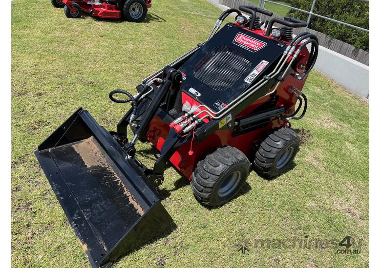 HT380 Wheeled Mini loader