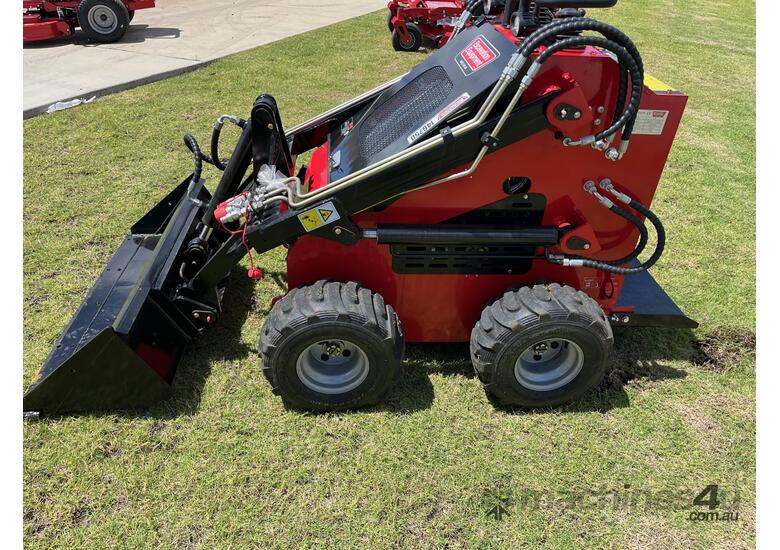 HT380 Wheeled Mini loader