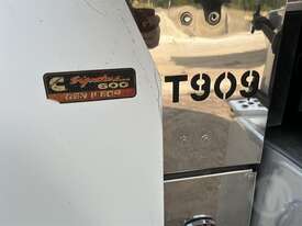 Kenworth T909 - picture2' - Click to enlarge