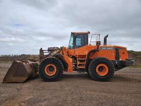 2018 Doosan dl420 - picture0' - Click to enlarge