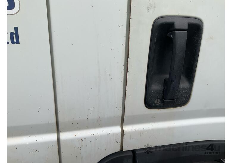 2008 Isuzu NQR 450 Crew Crew Cab Service Body