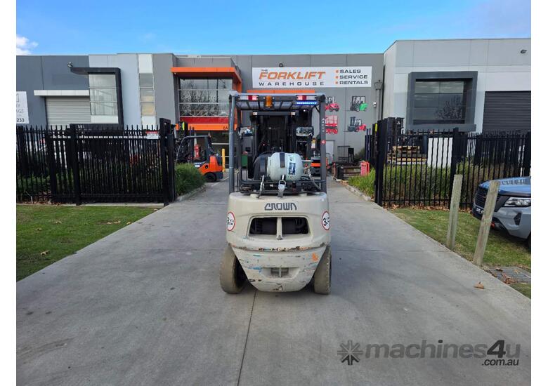 caption Crown Forklift 2.5T Container Mast Low Hours (Unit#:AU398)