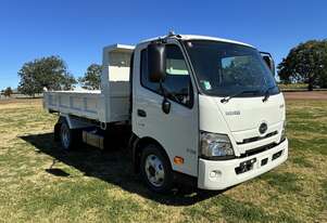 2025 Hino 716 AT 3430 WIDE TIP PRO Tipper