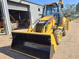 2013 Caterpillar 432F - picture2' - Click to enlarge