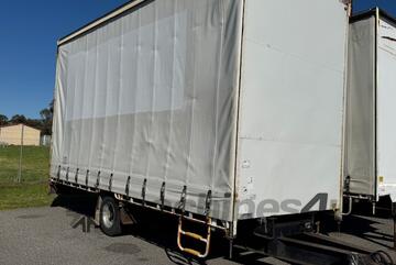 Trailer Pig Trailer Curtain Single axle 2007 Airbag Rear Barn Doors 1THV655 SN1787 Trailer Pig Trailer Curtain Single axle 2007 Airbag Rear Barn Doors 1THV655 SN1787