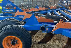 Grizzly RT011 Chisel Plough/Rippers Tillage Equip Grizzly RT011 Chisel Plough/Rippers Tillage Equip