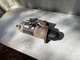 Cat C15 Starter Motor - picture0' - Click to enlarge