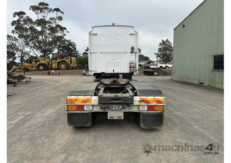 caption 2012 Mack CLXT 6x4 Prime Mover
