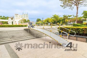 6M 350kg Rolling Ramp with Handrails