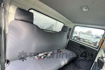 2017 Isuzu NPS 75-155 Crew Cab Service Body