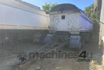 2007 Shephard Quad Axle Tipping Dog Trailer
