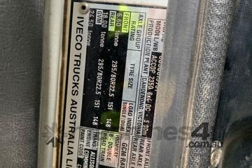 Iveco 2014   ACCO Cab Chassis