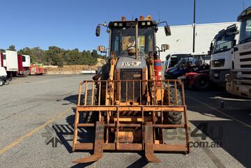 Case   590ST Backhoe