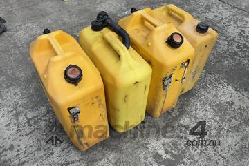4 x Diesel Jerry Cans