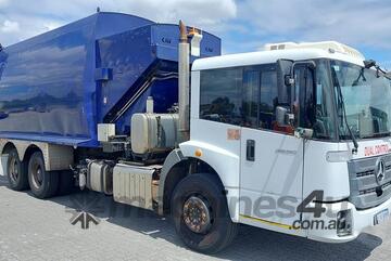 Mercedes Benz Mercedes-Benz Econic 2630