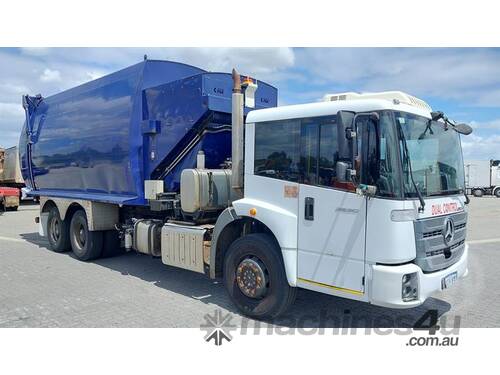 Mercedes-Benz Econic 2630