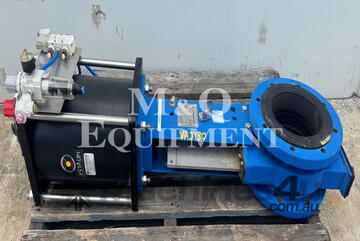 M & Q Equipment 200 (8