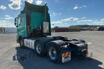 2015 Volvo FH16 Prime Mover Sleeper Cab