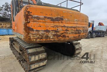 Hitachi ZX200 Excavator With 2025 HW Cat320 Shear and Grab Attachment