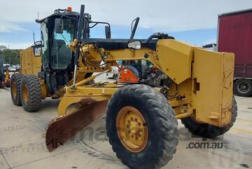 Caterpillar   12M3