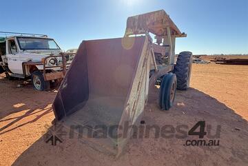 FORDSON MAJOR OVERLOADER