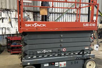 2016 Skyjack SJ111-4740 Scissor Lift
