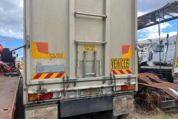 2013 Gippsland Body Builders Tri-semi Tri Axle Tipping Trailer