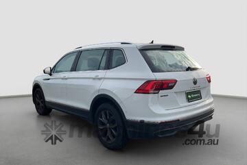 2023 Volkswagen Tiguan Allspace Life Petrol