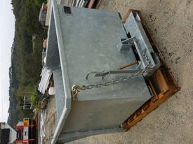 MINI SKIP BIN WITH TIPPER AND FORKLIFT ATTACHMENT  - picture0' - Click to enlarge